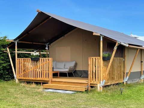 Tente en toile et en bois 4 personnes