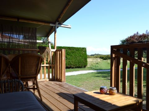 Tente en toile et en bois 4 personnes