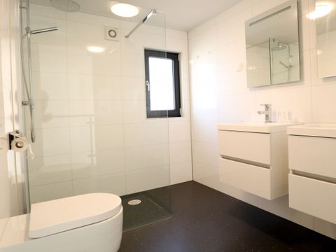 BUNGALOW 8 personnes - Cube Magnifique Plus