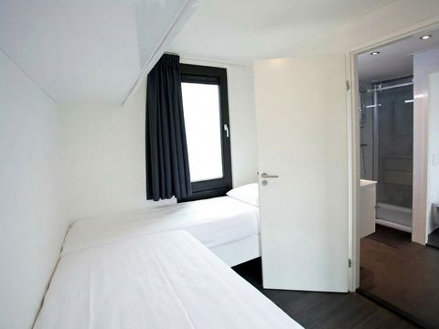BUNGALOW 4 personnes - Cube Exclusif