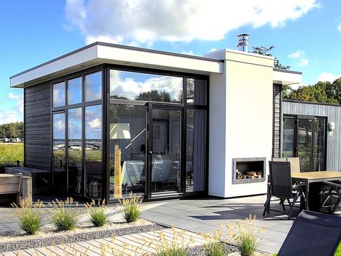 BUNGALOW 4 personnes - Cube Exclusif