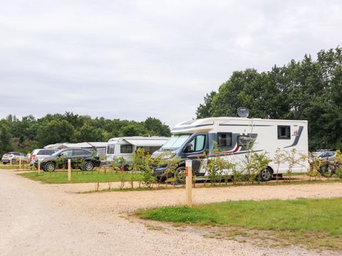 Emplacement - Champ de tracteurs