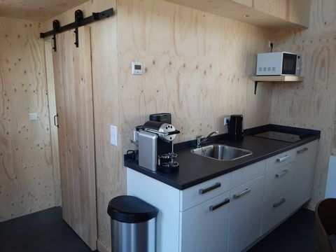 HÉBERGEMENT INSOLITE 4 personnes - Petite maison