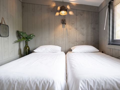 HÉBERGEMENT INSOLITE 4 personnes - Petite maison