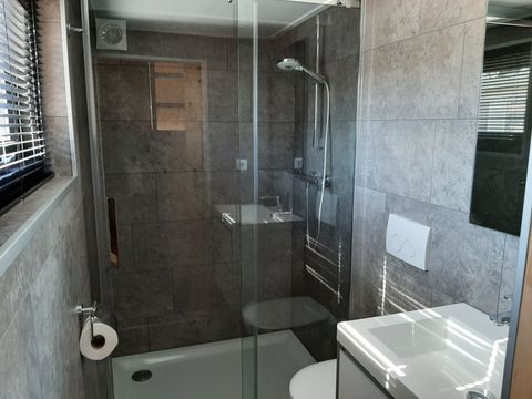 HÉBERGEMENT INSOLITE 4 personnes - Petite maison