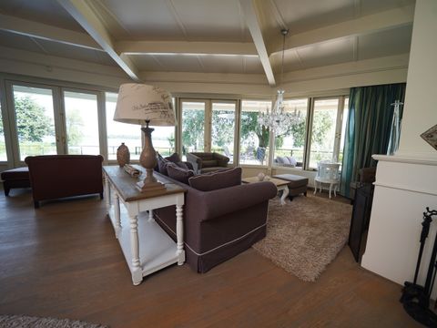 BUNGALOW 8 personnes - La Maison ronde