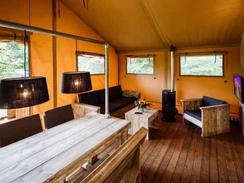 TENTE TOILE ET BOIS 7 personnes - Tente safari de Wold Lodge