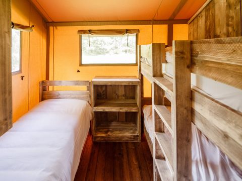 Tente en toile et en bois 7 personnes - Tente safari de Wold Lodge