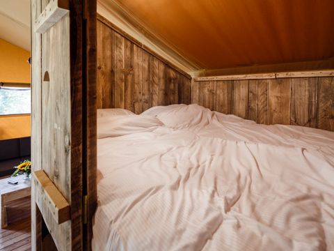 Tente en toile et en bois 7 personnes - Tente safari de Wold Lodge