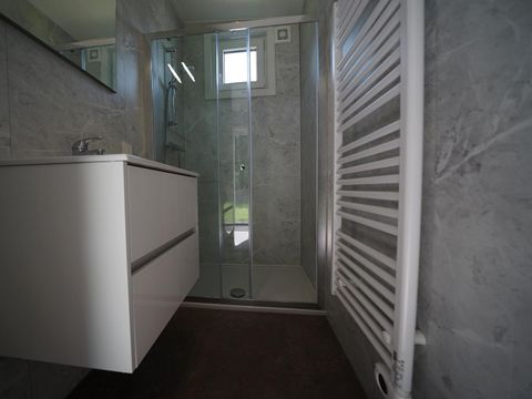 Maison 4 personnes - Juste la lumière de la nature