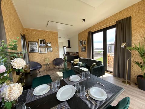 Maison 4 personnes - Juste la lumière de la nature