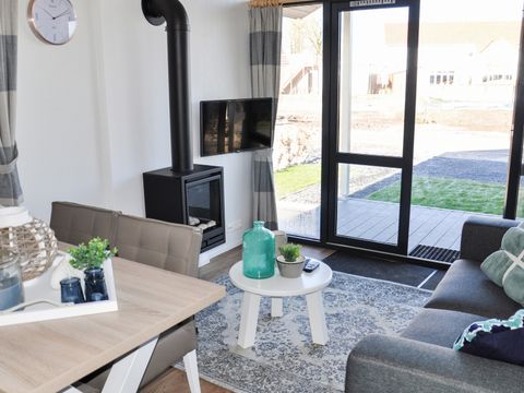 HÉBERGEMENT INSOLITE 4 personnes - Petite maison