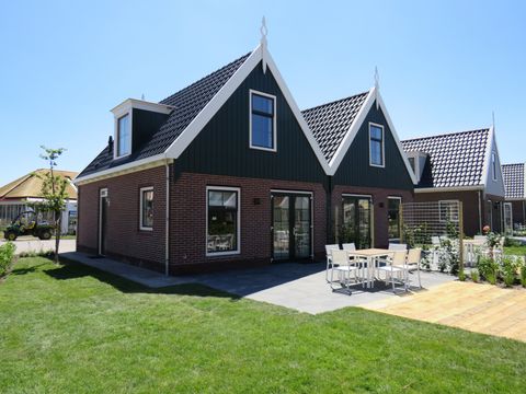 BUNGALOW 6 personnes - Pièce commutée