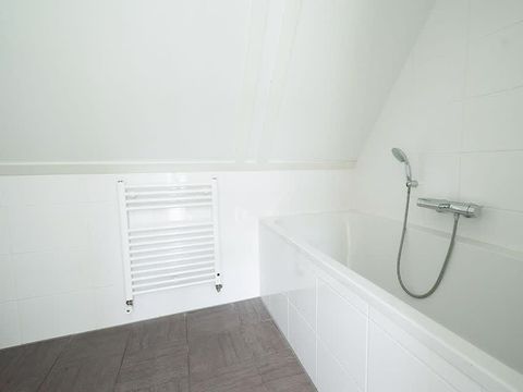 BUNGALOW 6 personnes - Pièce commutée
