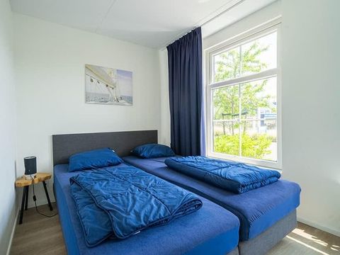 BUNGALOW 6 personnes - Pièce commutée