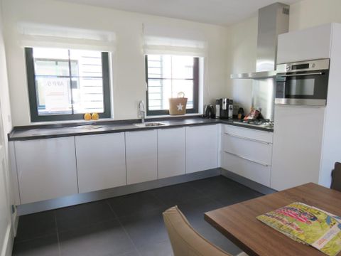 APPARTEMENT 8 personnes - Mer du Sud