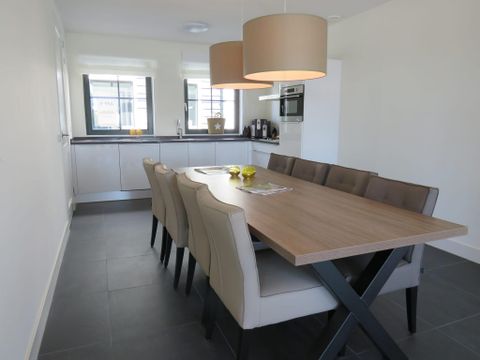 APPARTEMENT 8 personnes - Mer du Sud