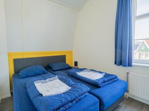 BUNGALOW 8 personnes - Tour de jeu