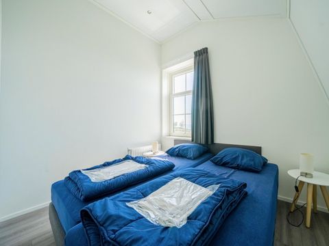 MAISON 12 personnes - Tour Ouest