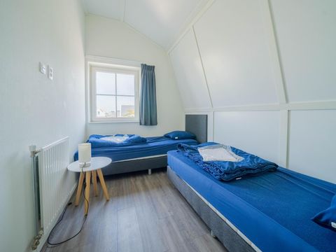MAISON 12 personnes - Tour Ouest