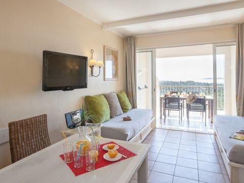 Appartement 6 personnes - - 1 chambre + 1 alcôve - Terrasse ou balcon