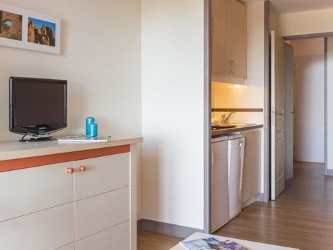 STUDIO 4 personnes - Studio - 1 alcôve - Terrasse - Climatisé - Rénové