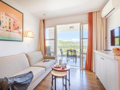 Studio 4 personnes - Studio - 1 alcôve - Terrasse - Climatisé - Rénové