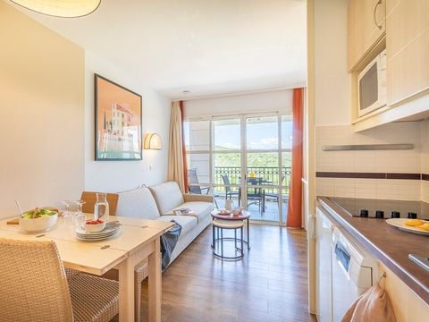 Studio 4 personnes - Studio - 1 alcôve - Terrasse - Climatisé - Rénové