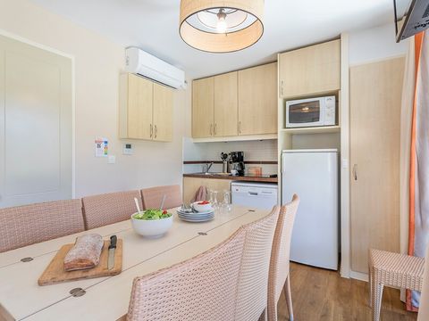 Appartement 6 personnes - 1 chambre + 1 alcôve - Terrasse - Climatisé - Rénové