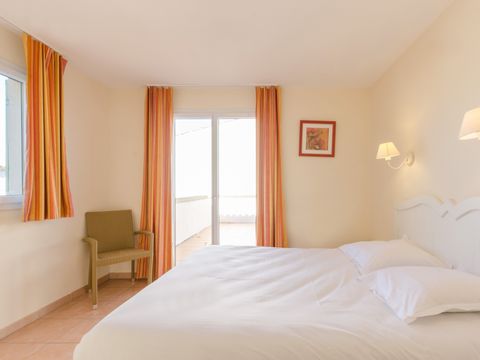 APPARTEMENT 5 personnes - 1 CHAMBRE - TERRASSE OU BALCON