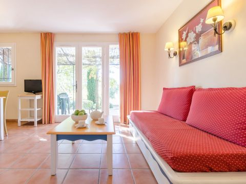 APPARTEMENT 8 personnes - 2 CHAMBRES + 1 COIN NUIT - BALCON