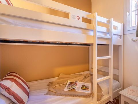 APPARTEMENT 7 personnes - 1 CHAMBRE + 1 COIN NUIT - TERRASSE OU BALCON
