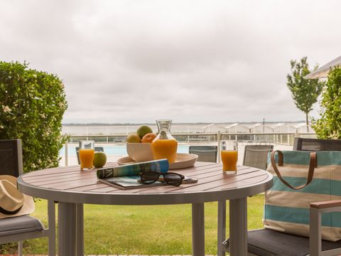 STUDIO 4 personnes - 1 alcôve - Vue mer