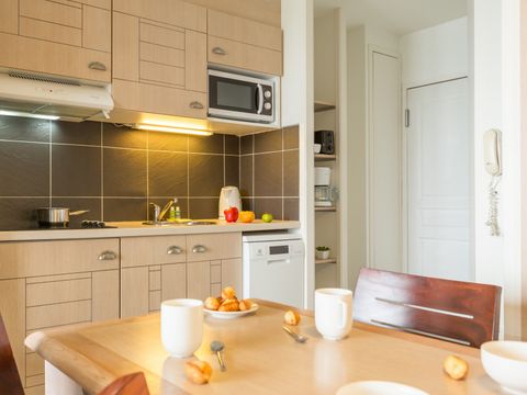 STUDIO 4 personnes - 1 alcôve - Vue mer