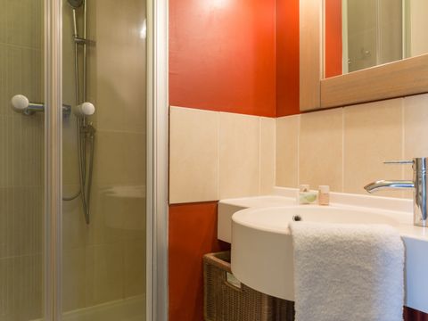 MAISON 8 personnes - 2 CHAMBRES + 1 COIN NUIT - DUPLEX - TERRASSE