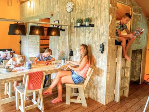 Tente en toile et en bois 2 personnes - Lodgetent 2