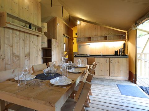 Tente en toile et en bois 6 personnes - Lodgetent