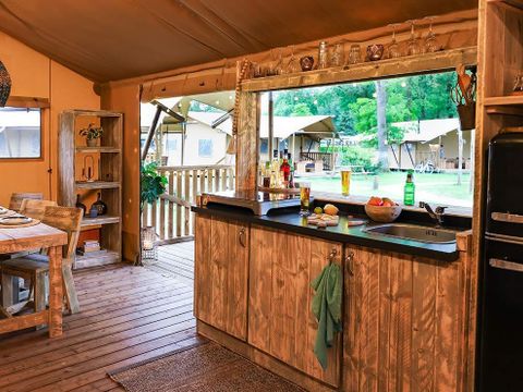 Tente en toile et en bois 6 personnes - Lodgetent