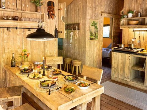 Tente en toile et en bois 4 personnes - Lodgetent