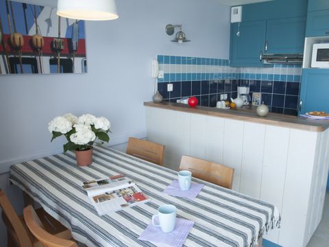 APPARTEMENT 6 personnes - 1 chambre + 1 alcôve - Terrasse ou balcon - Vue sur la mer