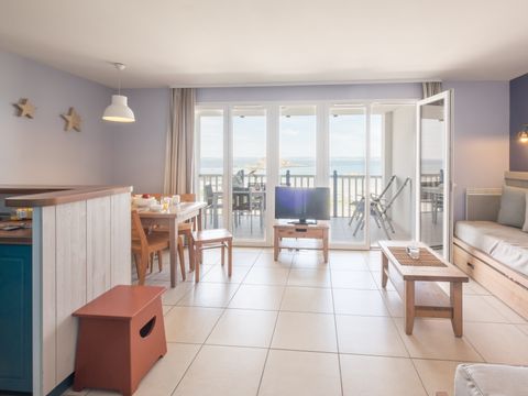 APPARTEMENT 6 personnes - 1 chambre + 1 alcôve - Terrasse ou balcon - Vue mer - Front de mer