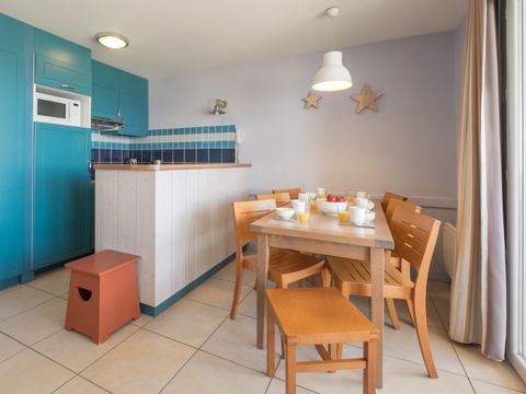 APPARTEMENT 6 personnes - 1 chambre + 1 alcôve - Terrasse ou balcon - Vue mer - Front de mer