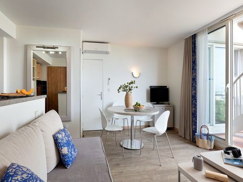 Appartement 6 personnes - - 1 chambre + 1 alcôve - Bain à remous - Terrasse - Climatisation - Vue sur le port