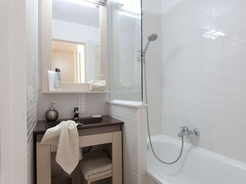 APPARTEMENT 4 personnes - 1 CHAMBRE - TERRASSE OU BALCON