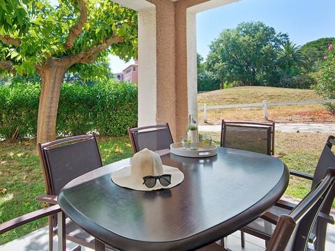 APPARTEMENT 6 personnes - 1 CHAMBRE + 1 COIN NUIT - TERRASSE OU BALCON