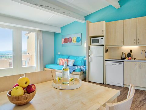 APPARTEMENT 6 personnes -  1 CHAMBRE + 1 COIN NUIT - TERRASSE OU BALCON - VUE MER