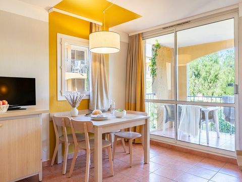 STUDIO 4 personnes - 1 alcôve - Terrasse ou balcon