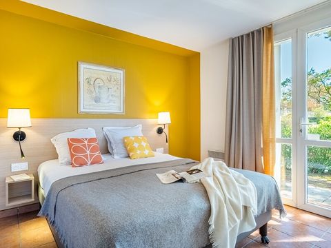 APPARTEMENT 6 personnes - 2 chambres - Terrasse - Rez-de-jardin
