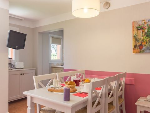 APPARTEMENT 6 personnes - 1 chambre + 1 coin nuit - Terrasse ou balcon