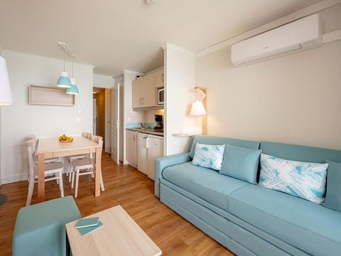 Studio 4 personnes - 1 coin nuit - Climatisation - Terrasse ou balcon